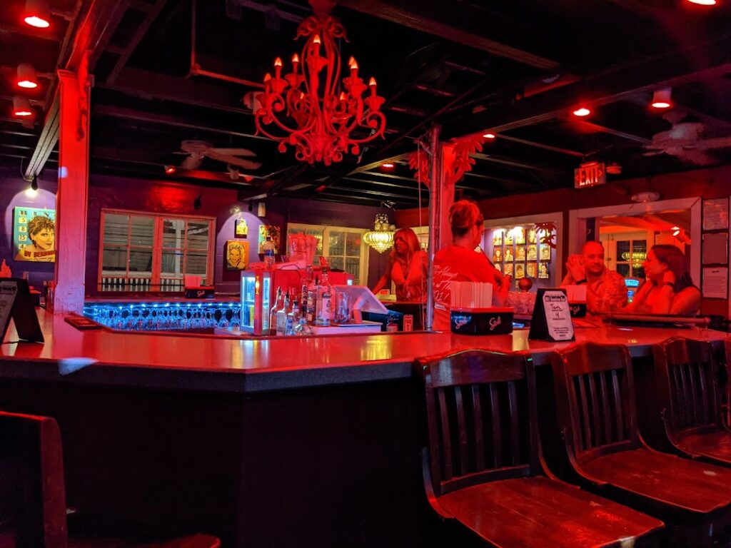 801 bourbon bar 10 1024x768