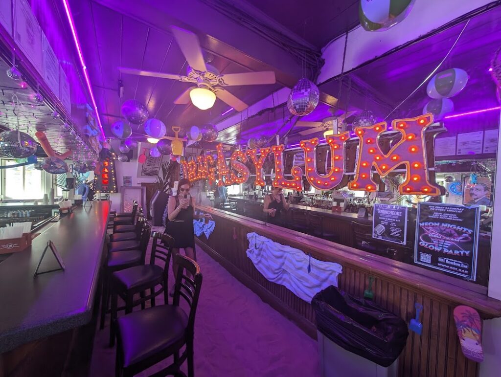 801 bourbon bar 5 1024x771