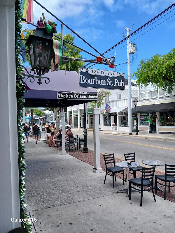 bourbon street pub 10