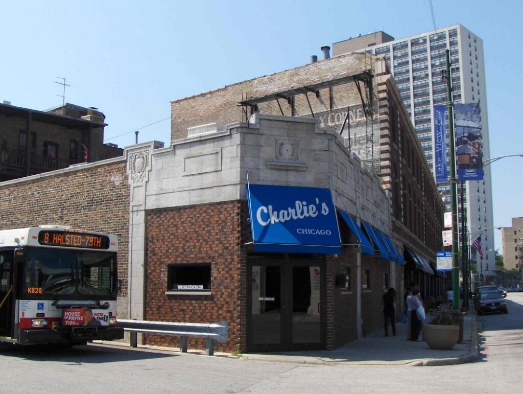 charlie s chicago 1 1024x771