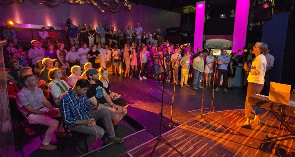 club sway 6 1024x545