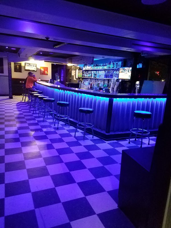 five nightclub 3