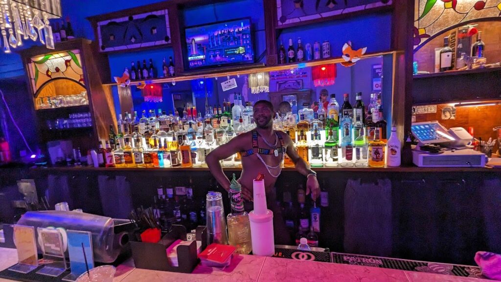 grey fox pub 3 1024x576
