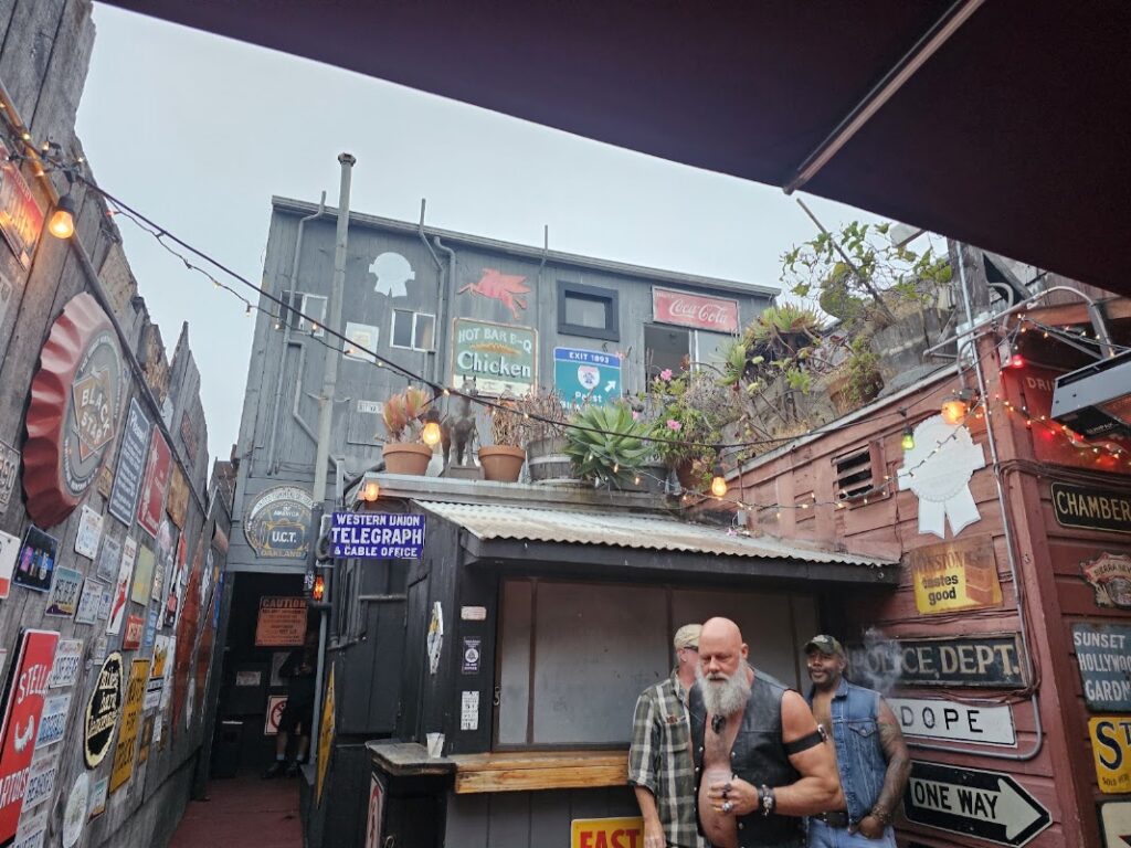 lone star saloon 1 1024x768