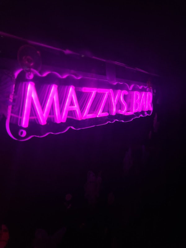 mazzys bar 4