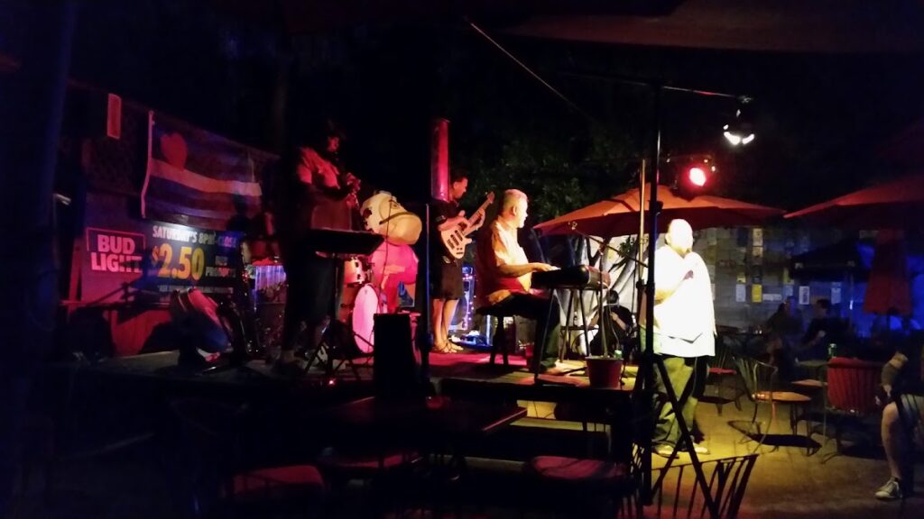 pat o s bunkhouse saloon 5 1024x576