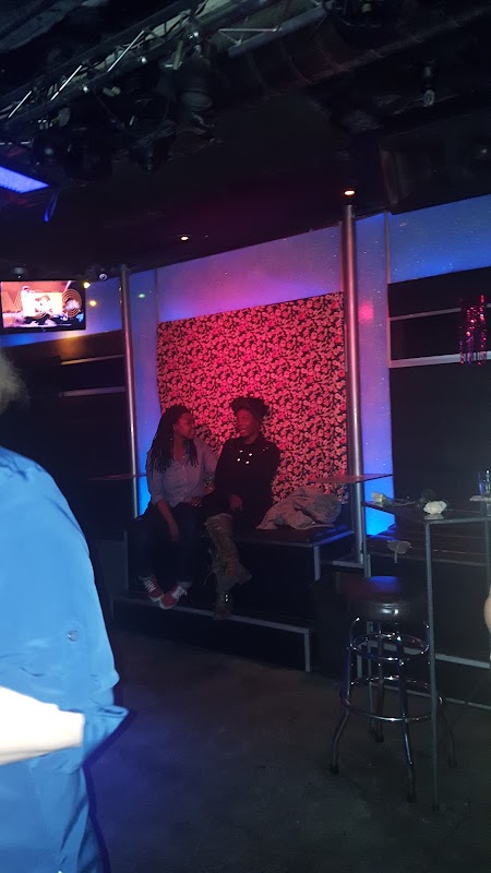 qbar 9