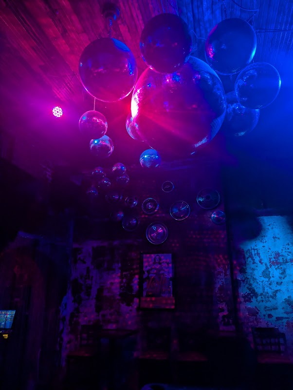 rawhide lounge 6
