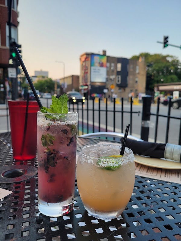 roscoe s tavern 8