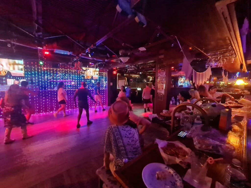 scandals saloon 4 1024x768