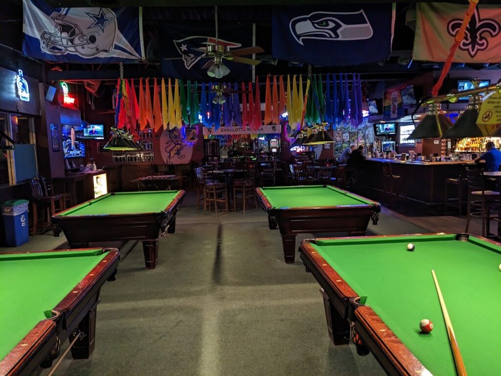 sidelines sports bar and billiards 3 1024x768