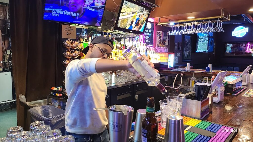sidelines sports bar and billiards 4 1024x576