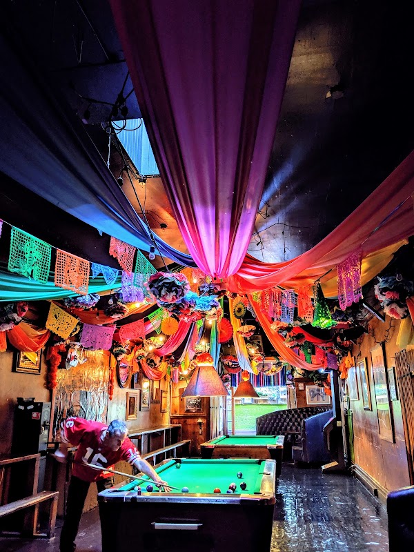 the cinch saloon 6
