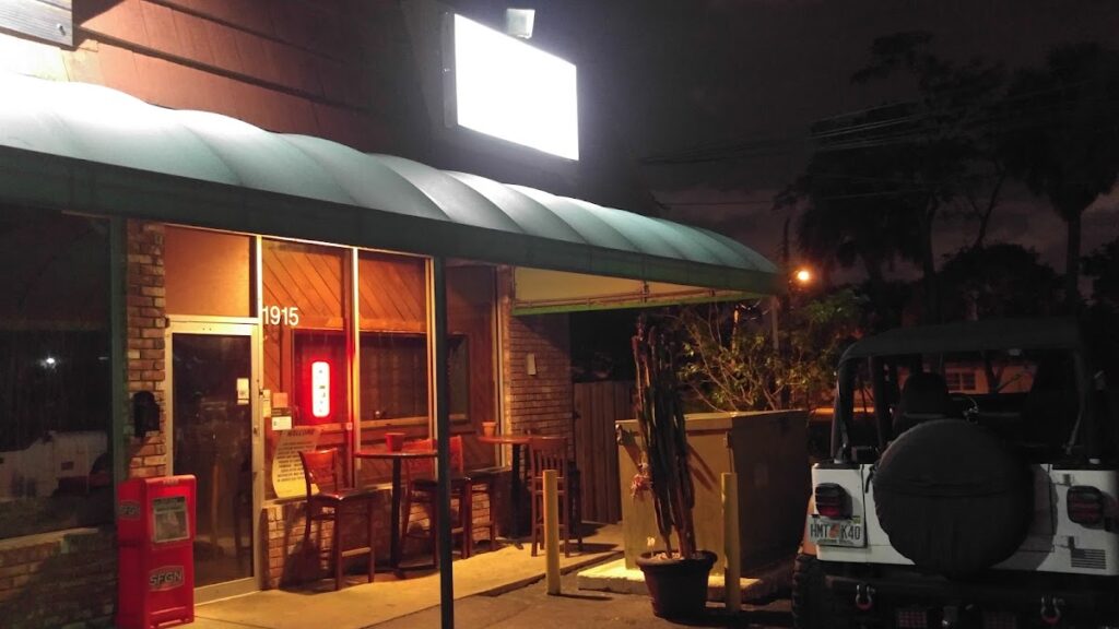 the corner pub 1 1024x576