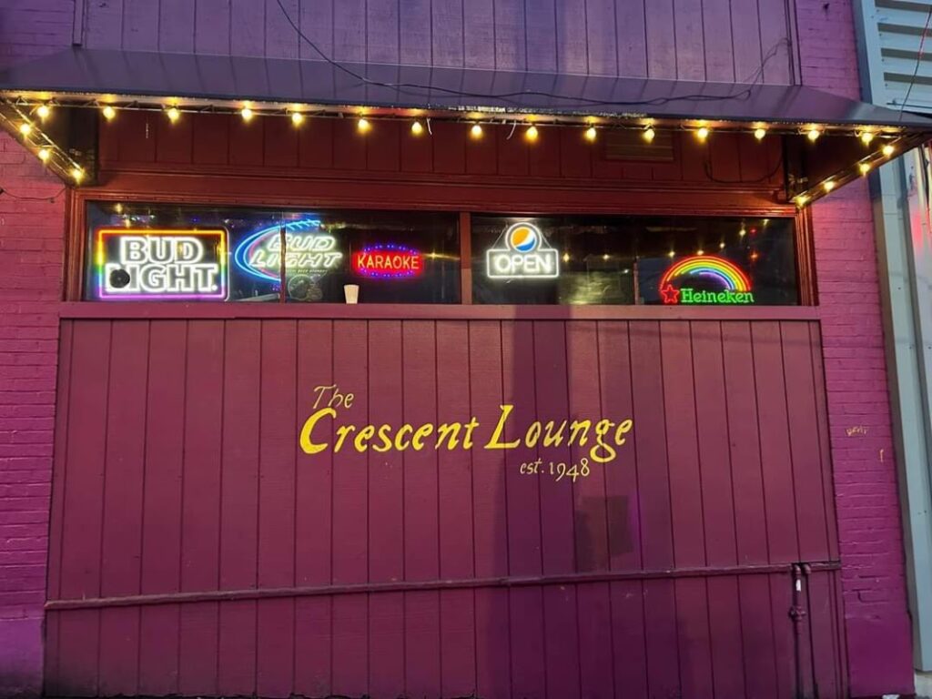 the crescent lounge 2 1024x768