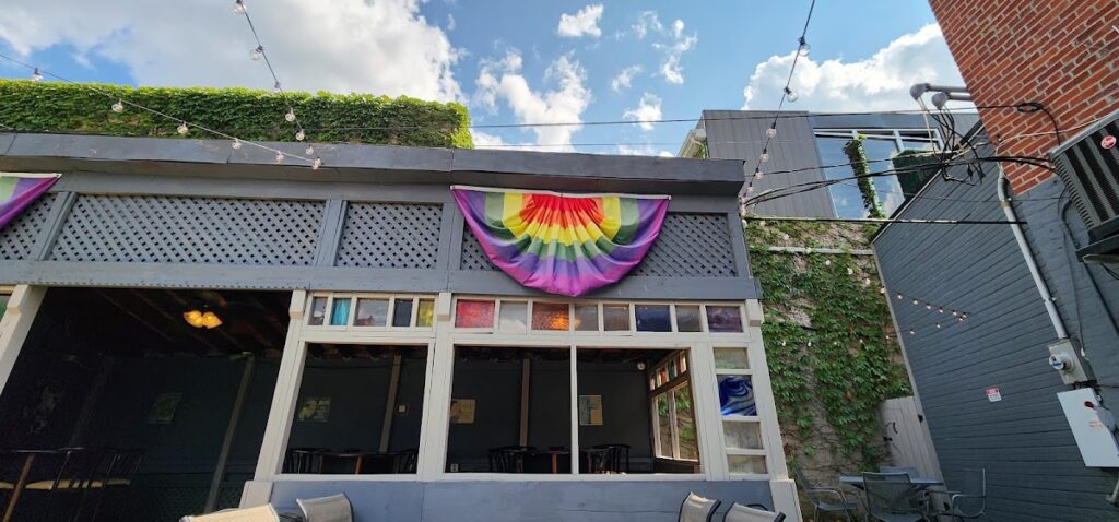 tremont lounge 5 1024x478